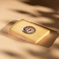Tiroler Bergkäse direkt von der Sennerei, monatelang gereift